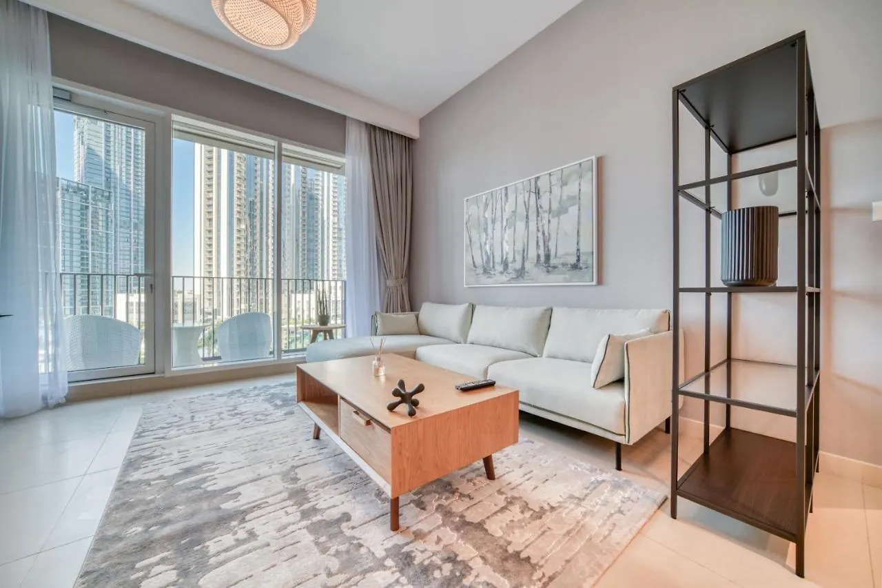1 Bedroom In Creek Horizon Tower At Dubai Creek Harbour By Pk Holidays 0*,