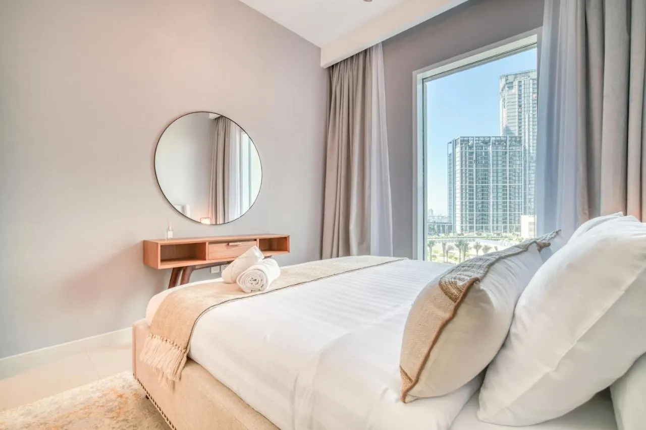 1 Bedroom In Creek Horizon Tower At Dubai Creek Harbour By Pk Holidays アラブ首長国連邦