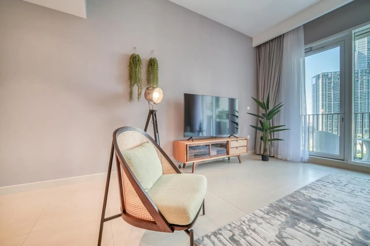 1 Bedroom In Creek Horizon Tower At Dubai Creek Harbour By Pk Holidays アラブ首長国連邦