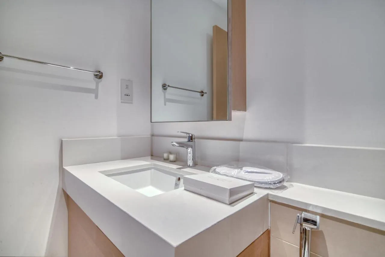 1 Bedroom In Creek Horizon Tower At Dubai Creek Harbour By Pk Holidays